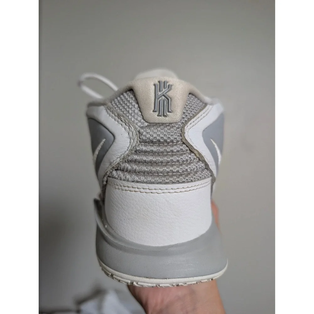 Nike Kyrie Infinity White Smoke Grey Basketball Shoes DQ9614-100 Mens 10.5